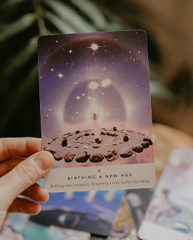 Pyshic service of card reading